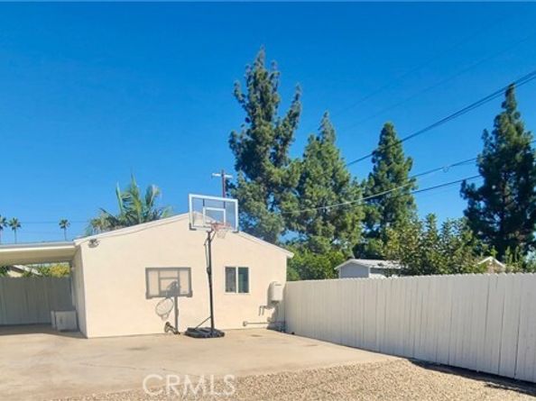 10450 Balboa, Granada Hills (los Angeles) CA 91344