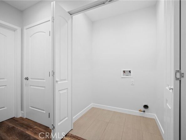8600 Bluffdale Drive, Sun Valley (los Angeles) CA 91352