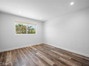 8600 Bluffdale Drive, Sun Valley (los Angeles) CA 91352