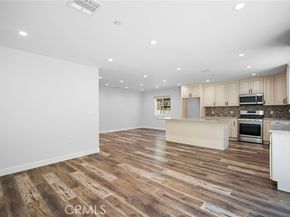 8600 Bluffdale Drive, Sun Valley (los Angeles) CA 91352