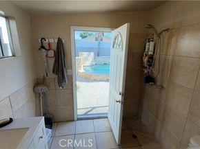 11057 Lemay, North Hollywood (los Angeles) CA 91606