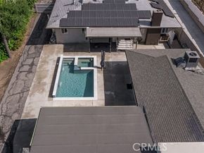 9711 Wheatland Avenue, Burbank CA 91040