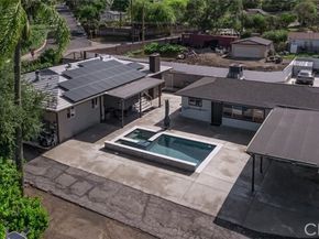 9711 Wheatland Avenue, Burbank CA 91040