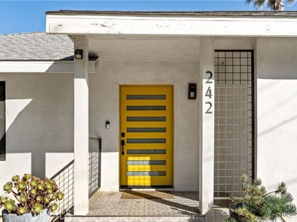 242 Thorne, Los Angeles CA 90042