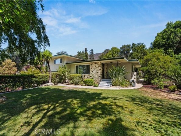 2449 Euclid Cres, Upland CA 91784