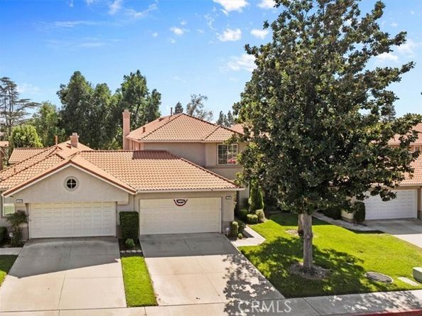 1464 Augusta, Upland CA 91786