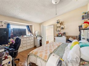 11545 Honeyglen, Pacoima (los Angeles) CA 91331