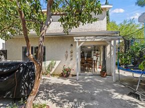 11545 Honeyglen, Pacoima (los Angeles) CA 91331