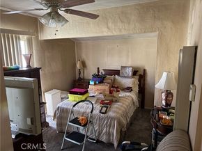 5650 Denny, North Hollywood (los Angeles) CA 91601