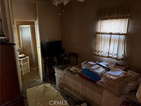 5650 Denny, North Hollywood (los Angeles) CA 91601