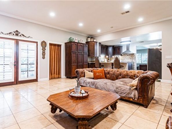 7503 Aqueduct Ave, Van Nuys (los Angeles) CA 91406