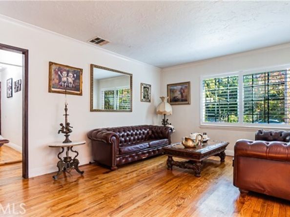 7503 Aqueduct Ave, Van Nuys (los Angeles) CA 91406