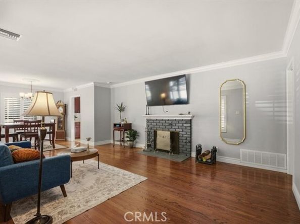 224 E La Deney, Ontario CA 91764