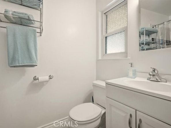 224 E La Deney, Ontario CA 91764