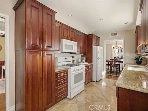 224 E La Deney, Ontario CA 91764