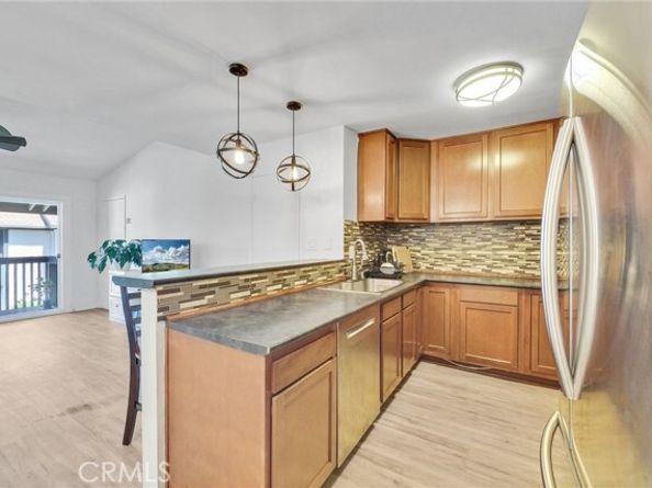 23276 Orange Avenue 8, Lake Forest (el Toro) CA 92630