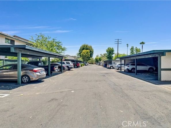 23276 Orange Avenue 8, Lake Forest (el Toro) CA 92630