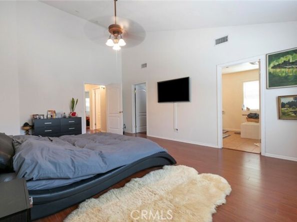 9360 Sunland Park Drive 3, Sun Valley (los Angeles) CA 91352