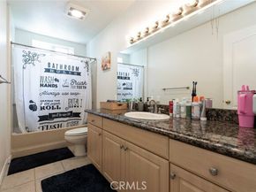 9360 Sunland Park Drive 3, Sun Valley (los Angeles) CA 91352