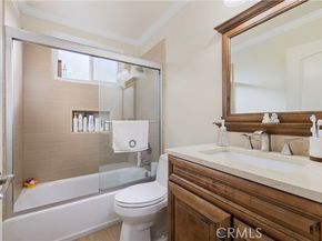 9434 Mclennan, Northridge (los Angeles) CA 91343