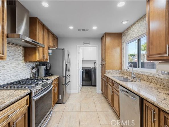 9434 Mclennan, Northridge (los Angeles) CA 91343