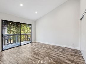 10831 Roycroft Street 72, Sun Valley (los Angeles) CA 91352