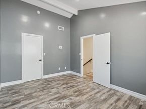 10831 Roycroft Street 72, Sun Valley (los Angeles) CA 91352