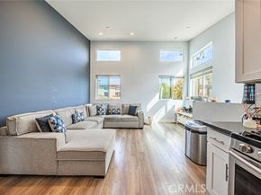 5743 Case, North Hollywood (los Angeles) CA 91601