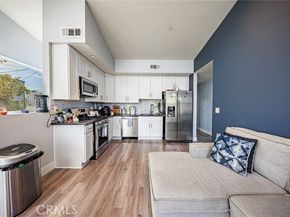 5743 Case, North Hollywood (los Angeles) CA 91601