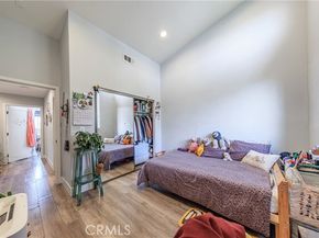 5743 Case, North Hollywood (los Angeles) CA 91601