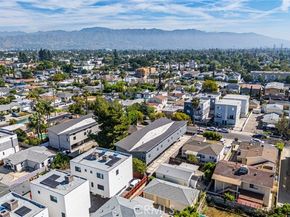 5743 Case, North Hollywood (los Angeles) CA 91601