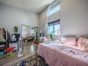 5743 Case, North Hollywood (los Angeles) CA 91601