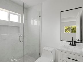 8330 Outland View Drive, Sun Valley (los Angeles) CA 91352