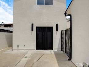 8330 Outland View Drive, Sun Valley (los Angeles) CA 91352