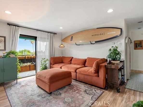 1509 Stanley 304, Long Beach CA 90804