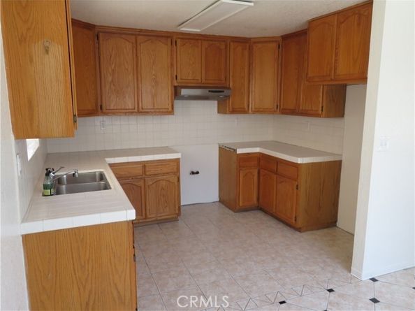524 Gulf Avenue, Wilmington (los Angeles) CA 90744