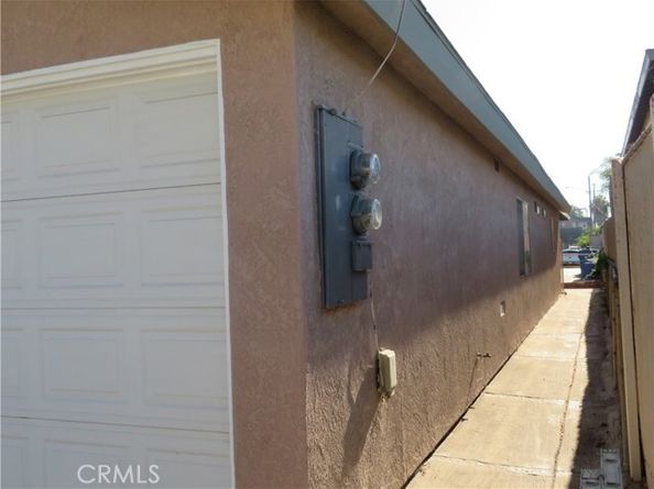 524 Gulf Avenue, Wilmington (los Angeles) CA 90744