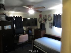 524 Gulf Avenue, Wilmington (los Angeles) CA 90744
