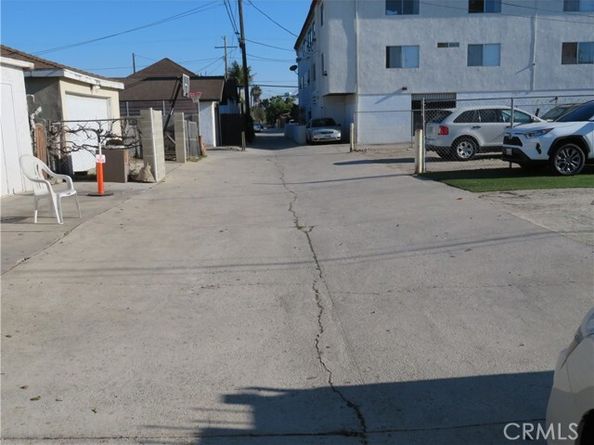 524 Gulf Avenue, Wilmington (los Angeles) CA 90744