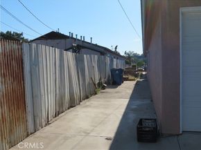 524 Gulf Avenue, Wilmington (los Angeles) CA 90744