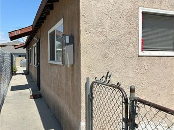 1233 West 33rd Street