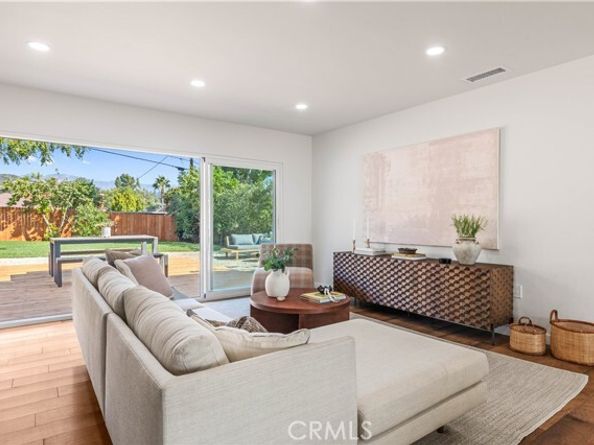 1179 Kipling, Los Angeles CA 90041