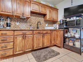 5231 Clara Street, Cudahy CA 90201