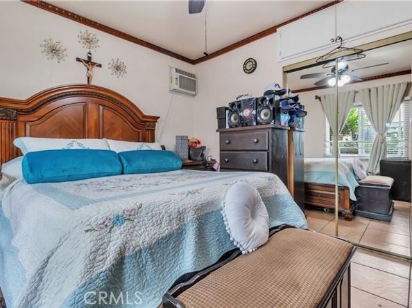 5231 Clara Street, Cudahy CA 90201