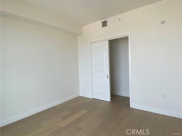 400 S Broadway 2304, Los Angeles CA 90013