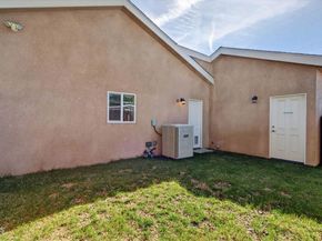 10755 Wheatland Avenue, Sunland (los Angeles) CA 91040