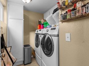 18360 Collins Street L, Tarzana (los Angeles) CA 91356