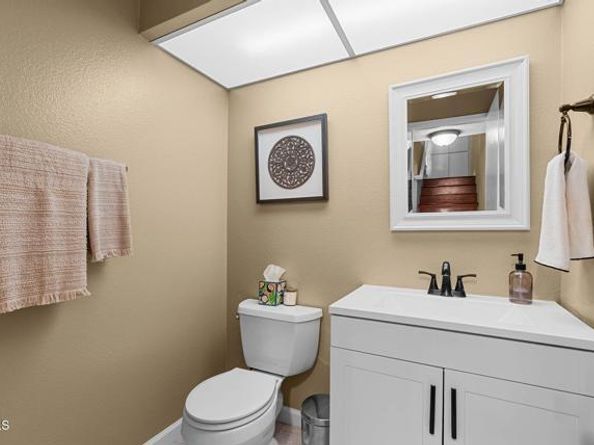 18360 Collins Street L, Tarzana (los Angeles) CA 91356