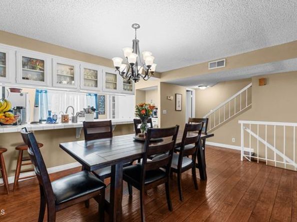 18360 Collins Street L, Tarzana (los Angeles) CA 91356