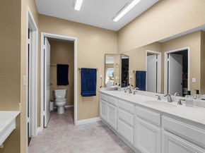 18360 Collins Street L, Tarzana (los Angeles) CA 91356